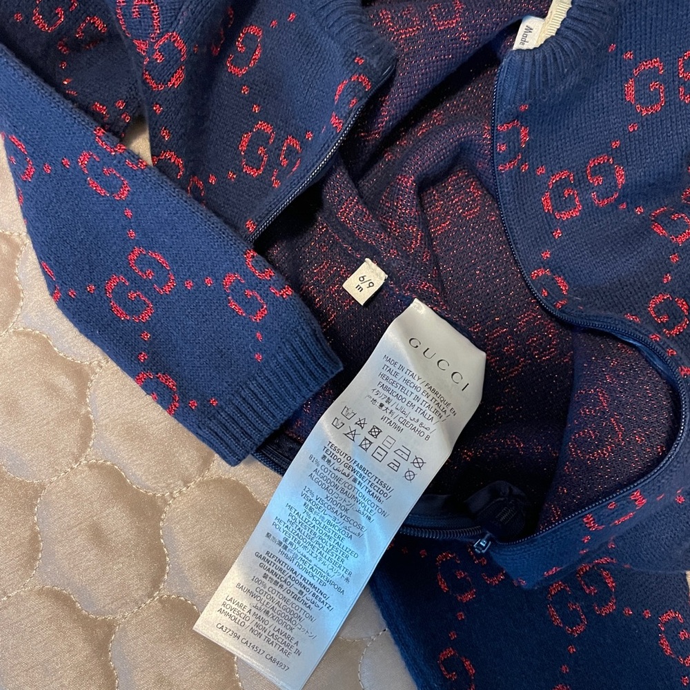Authentic baby Gucci - Picture 1 of 6